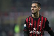 MILAN, ITALY - JANUARY 21:  Suso of AC Milan looks on during the Serie A match between AC Milan and SSC Napoli at Stadio Giuseppe Meazza on January 21, 2017 in Milan, Italy.  (Photo by Marco Luzzani/Getty Images)